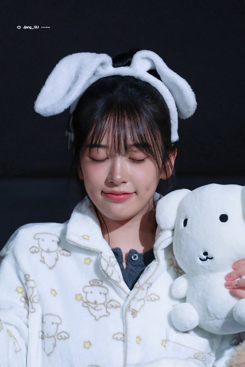 아이브 유진이_2.jpg