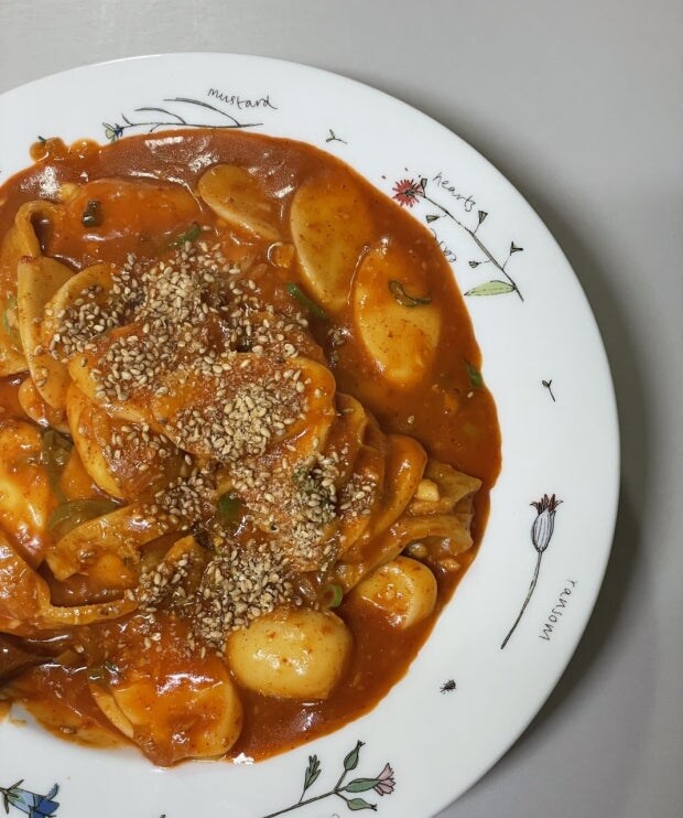 진짜 호불호 갈리는 떡볶이_1.jpg