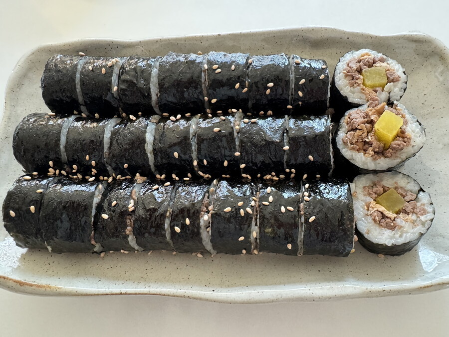 만들어 먹은 소고기유부김밥~~~_3.jpg