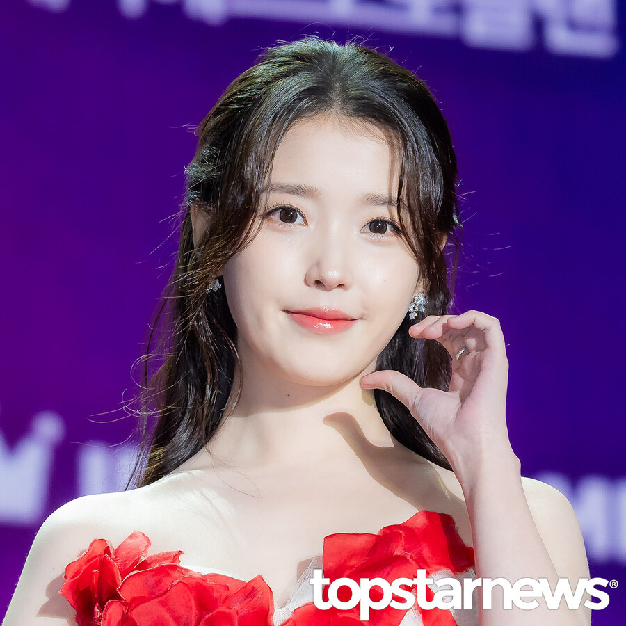 2025.12.29 APAN 스타 어워즈 레드카펫(톱스타뉴스)_7.jpg