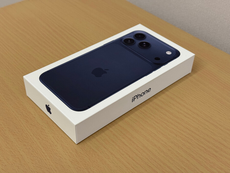 iPhone 17 Pro Max 딥 블루 1TB 자급제 약 3달 사용기_1.jpg