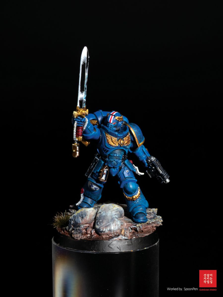 [워해머40k] 울트라마린 루테넌트 파워소드_2.jpg