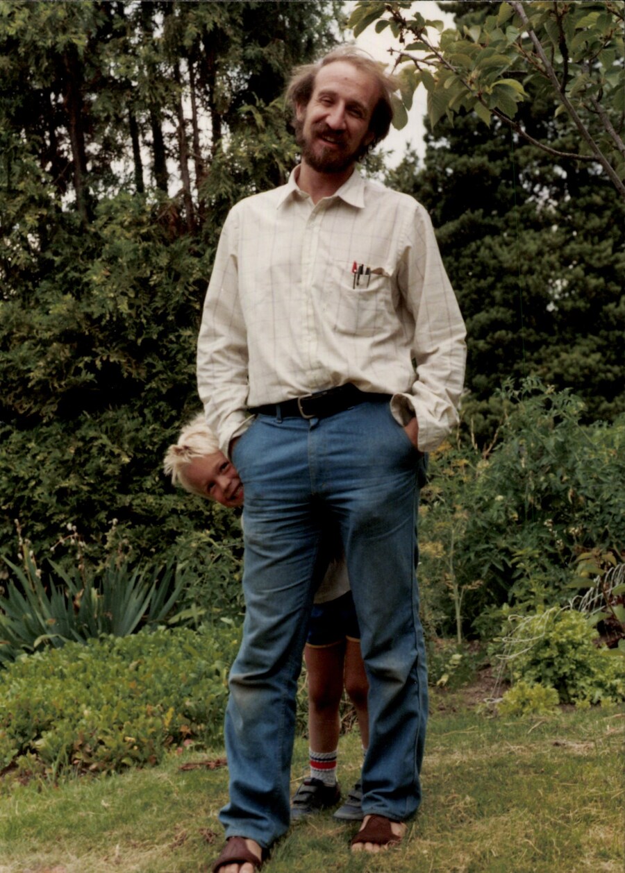 제 아버지는 당신들에게 수백만번은 죽었을겁니다.png_3.jpg