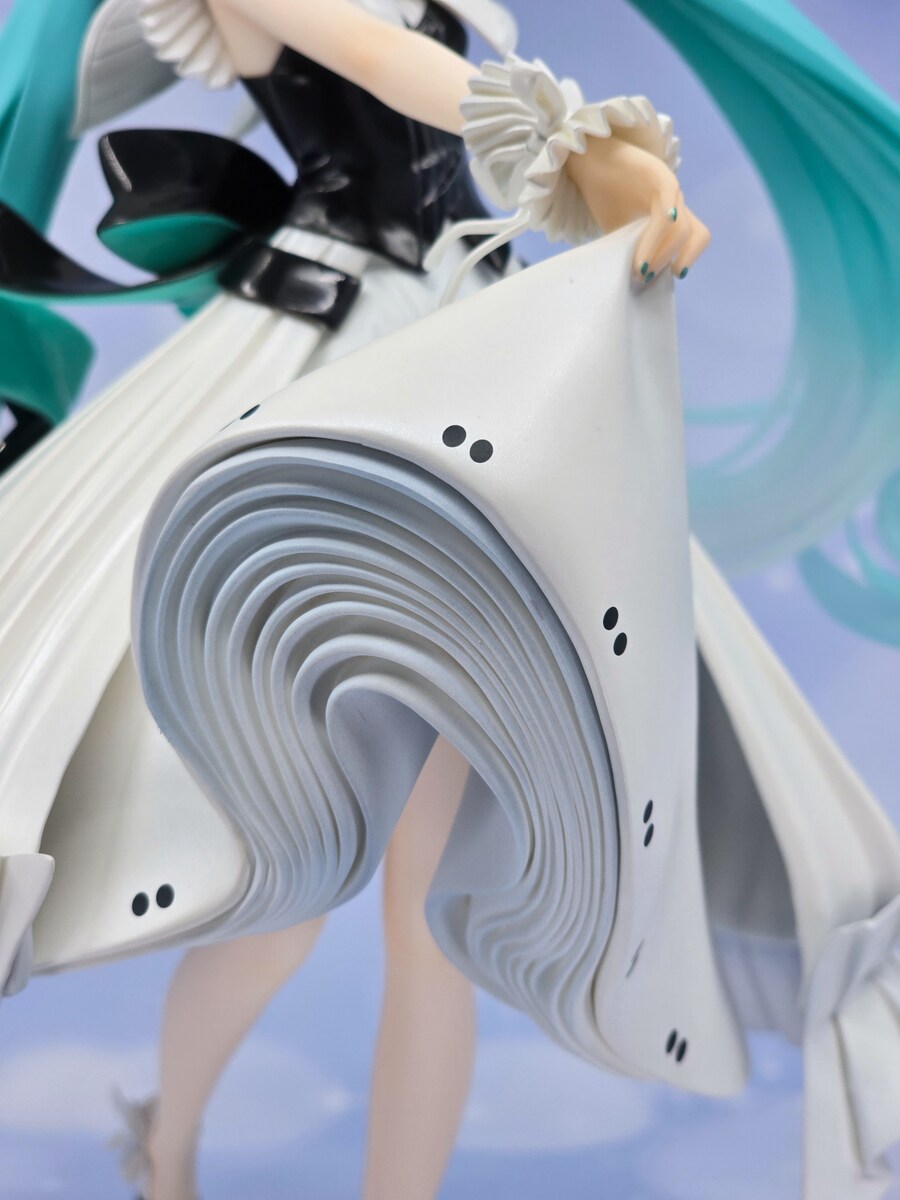 [굿스마일] 하츠네 미쿠 1/7 심포니 2023_6.png