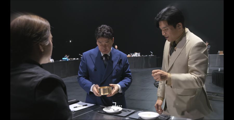 흑백) 안성재의 눈이 역대급으로 커졌던 순간_6.png