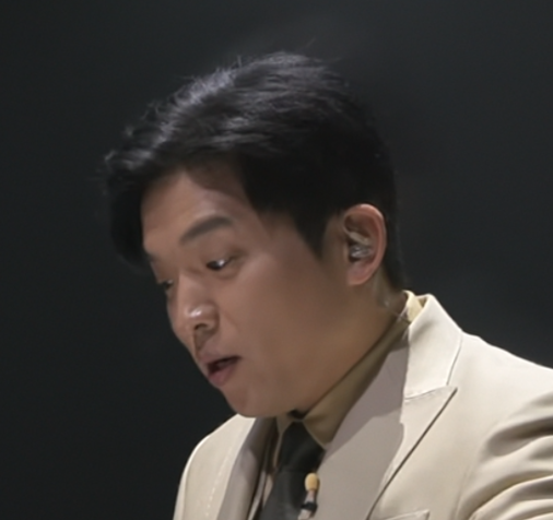 흑백) 안성재의 눈이 역대급으로 커졌던 순간_9.png