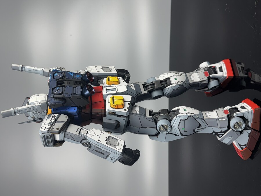 PG]언리쉬드 퍼스트 건담 애니도색 완성_2.jpg