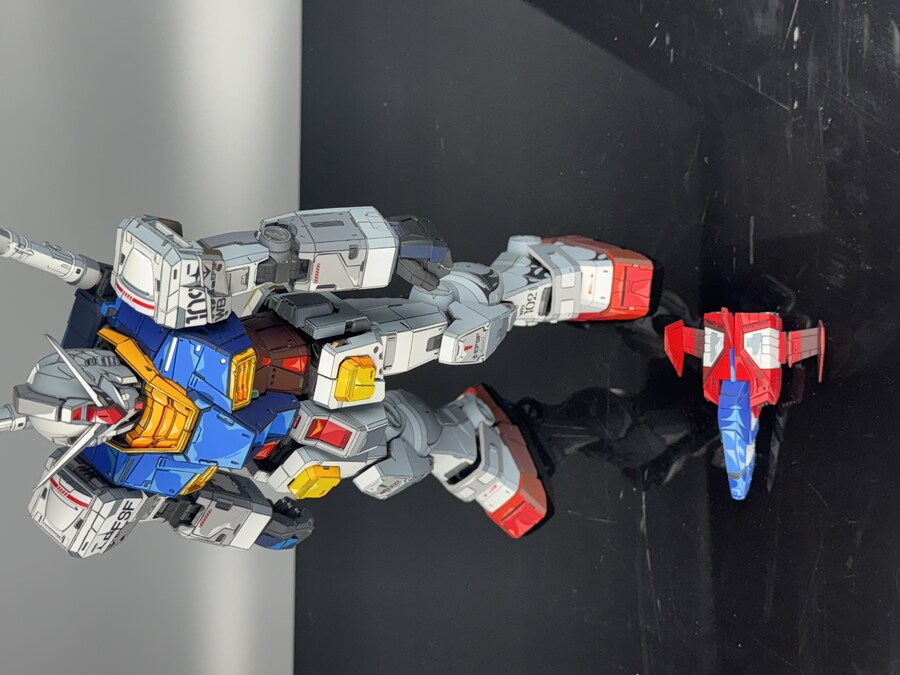 PG]언리쉬드 퍼스트 건담 애니도색 완성_9.jpg