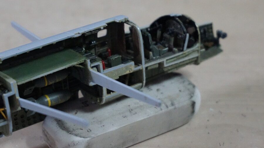 에어픽스 B-25C(1/72) 제작중..._13.jpg