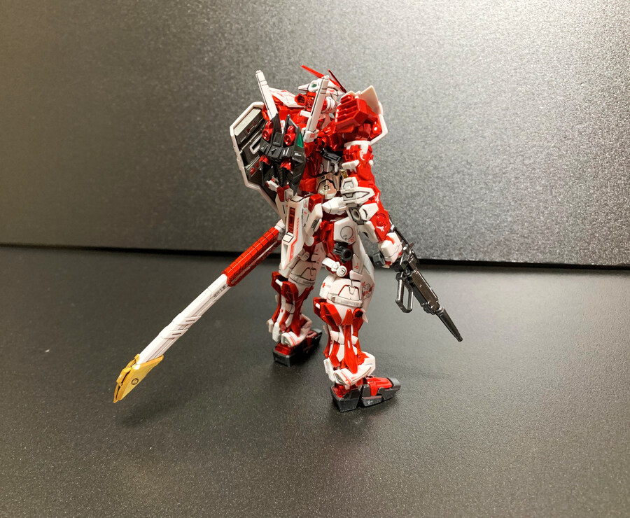 건담마커로 칠해본 RG 건담 아스트레이 레드프레임_7.jpg