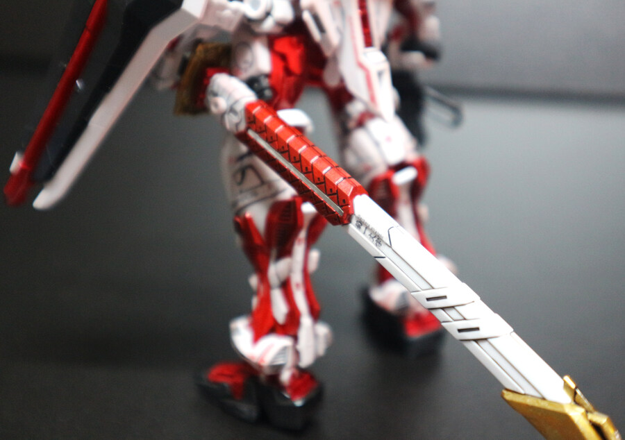 건담마커로 칠해본 RG 건담 아스트레이 레드프레임_26.jpg