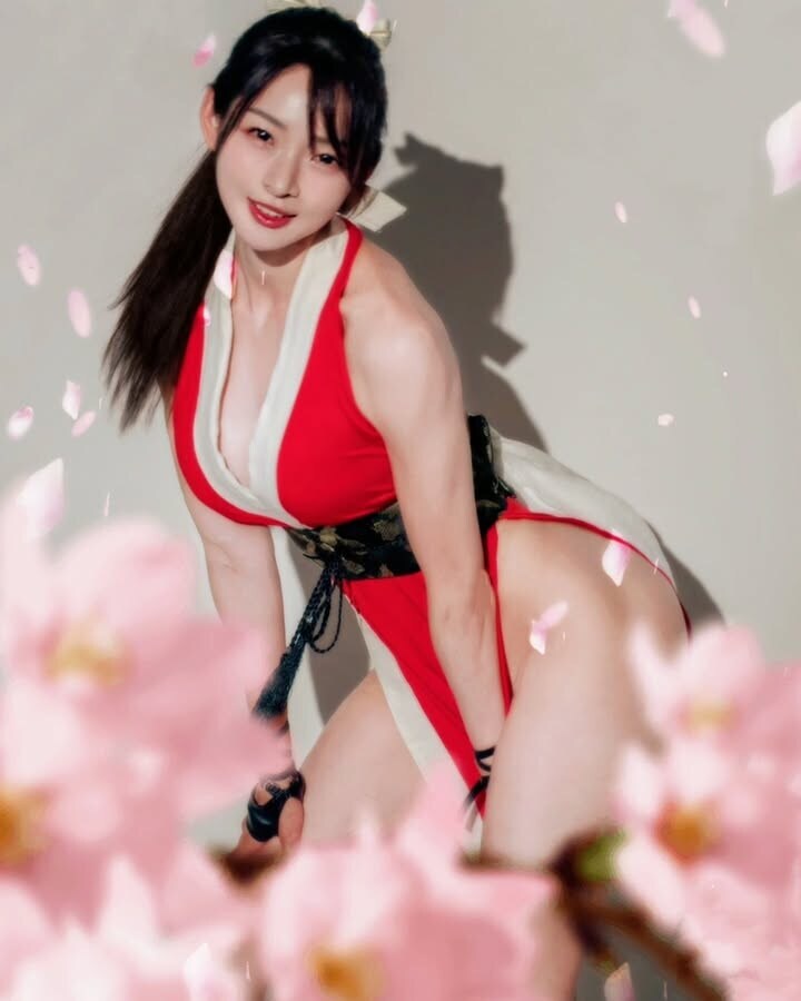 Cosplay of a character whose birthday is January 1st_6.jpg