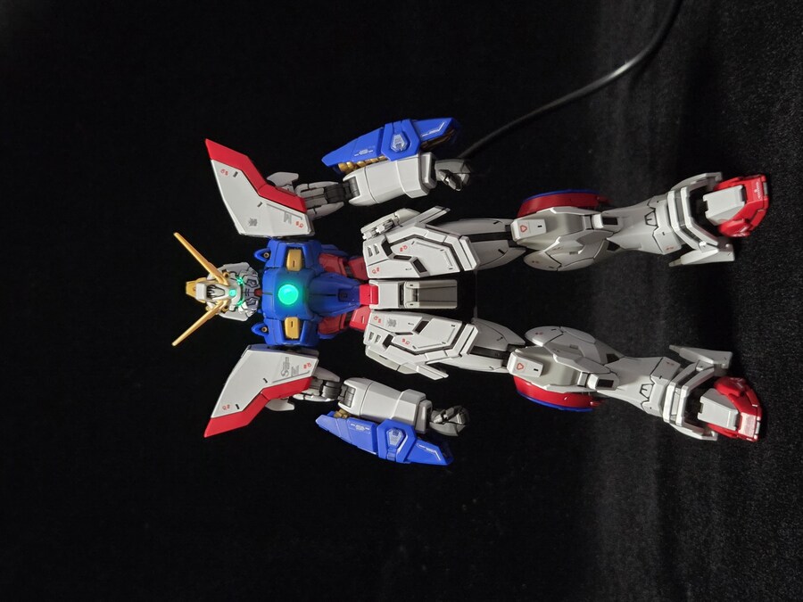 RG 샤이닝 건담 LED 개조_2.jpg