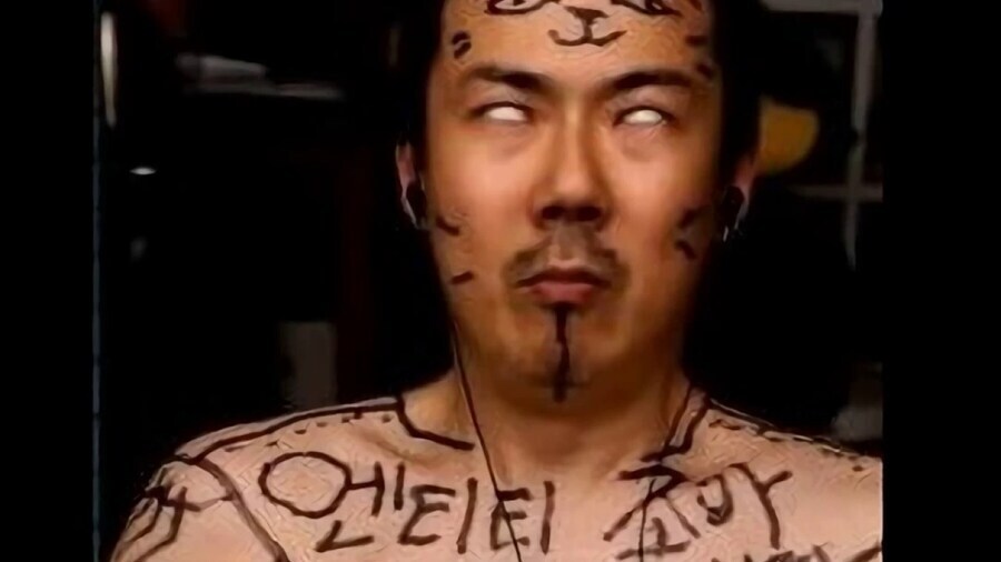 2012년 첫 방송을 시작한 어느 젊은 인방인_3.jpg