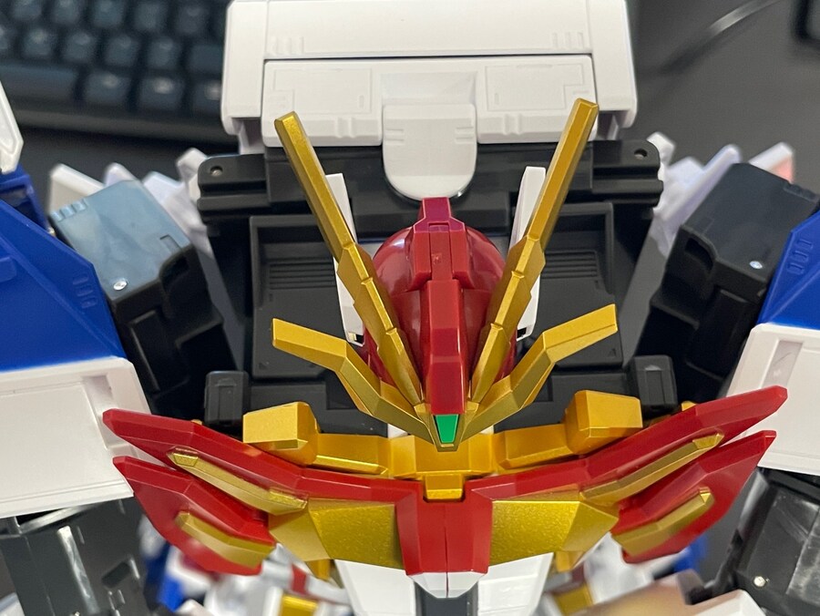 몸비틀기해서 그엑카 용자검법 포징하기_2.jpg