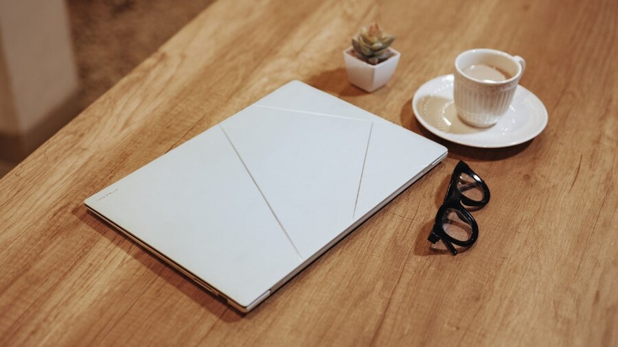 [11번가]최적의 AI 노트북, 지금 11번가 긴급공수 단 하루특가로 만나보세요!_2.png