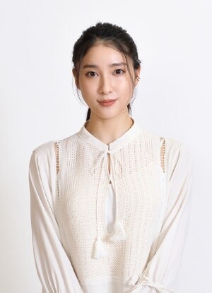 히미코 역의 츠치야 타오 (약스포)_1.jpg