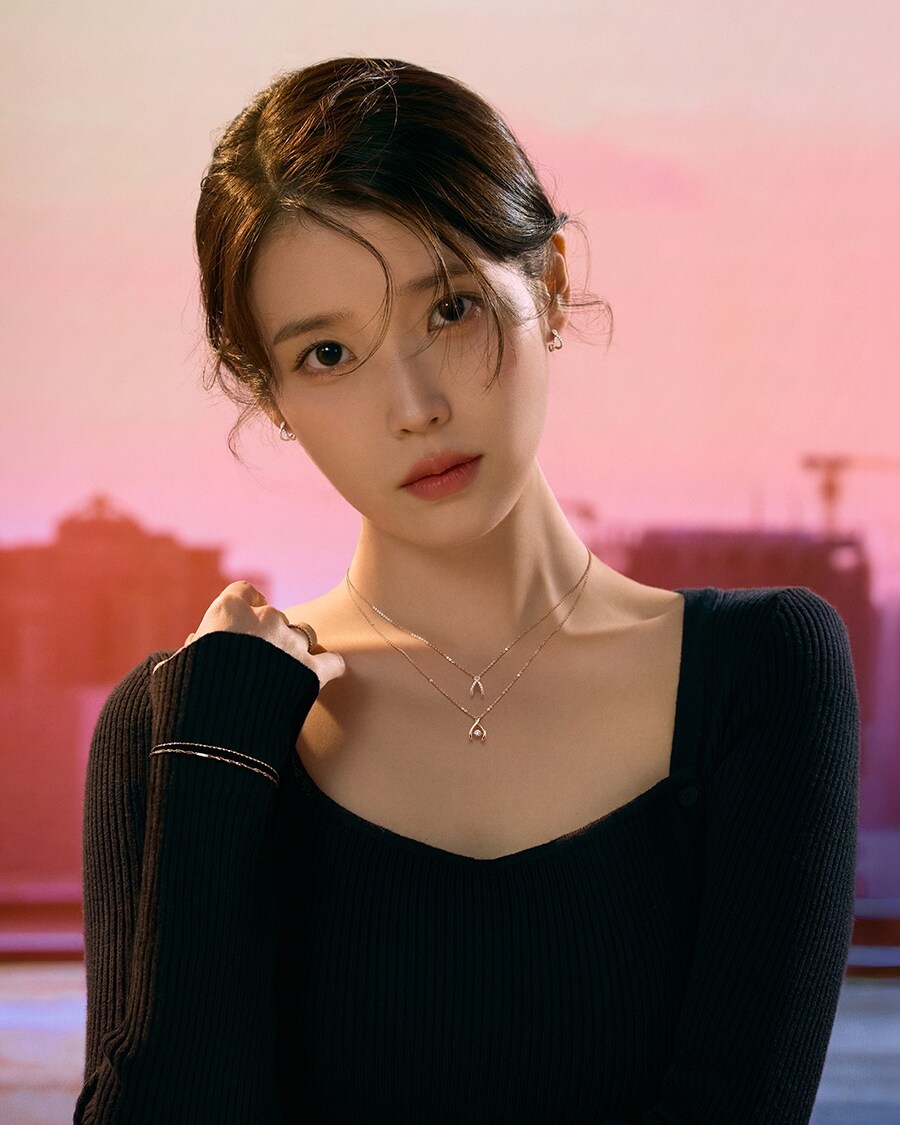 [IU] 제이에스티나 : WISH J with 아이유_1.jpg