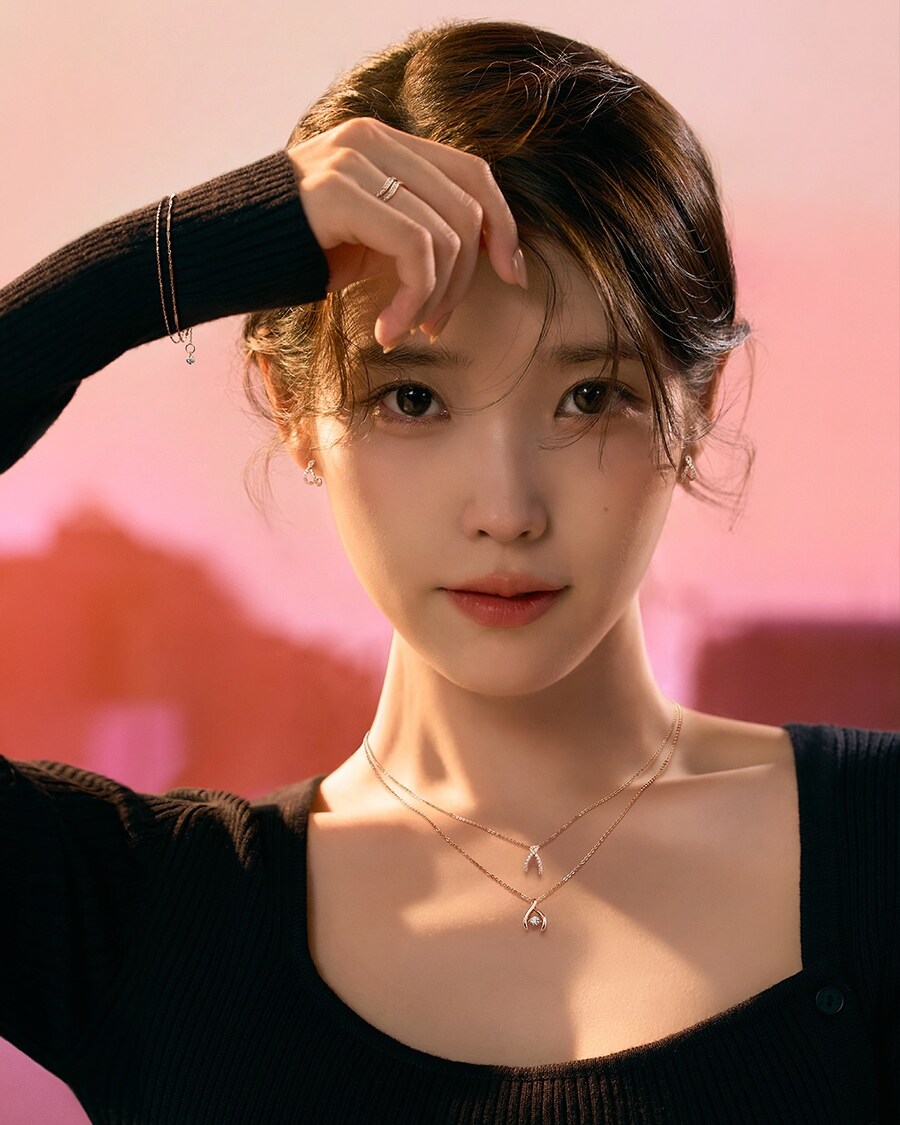 [IU] 제이에스티나 : WISH J with 아이유_2.jpg