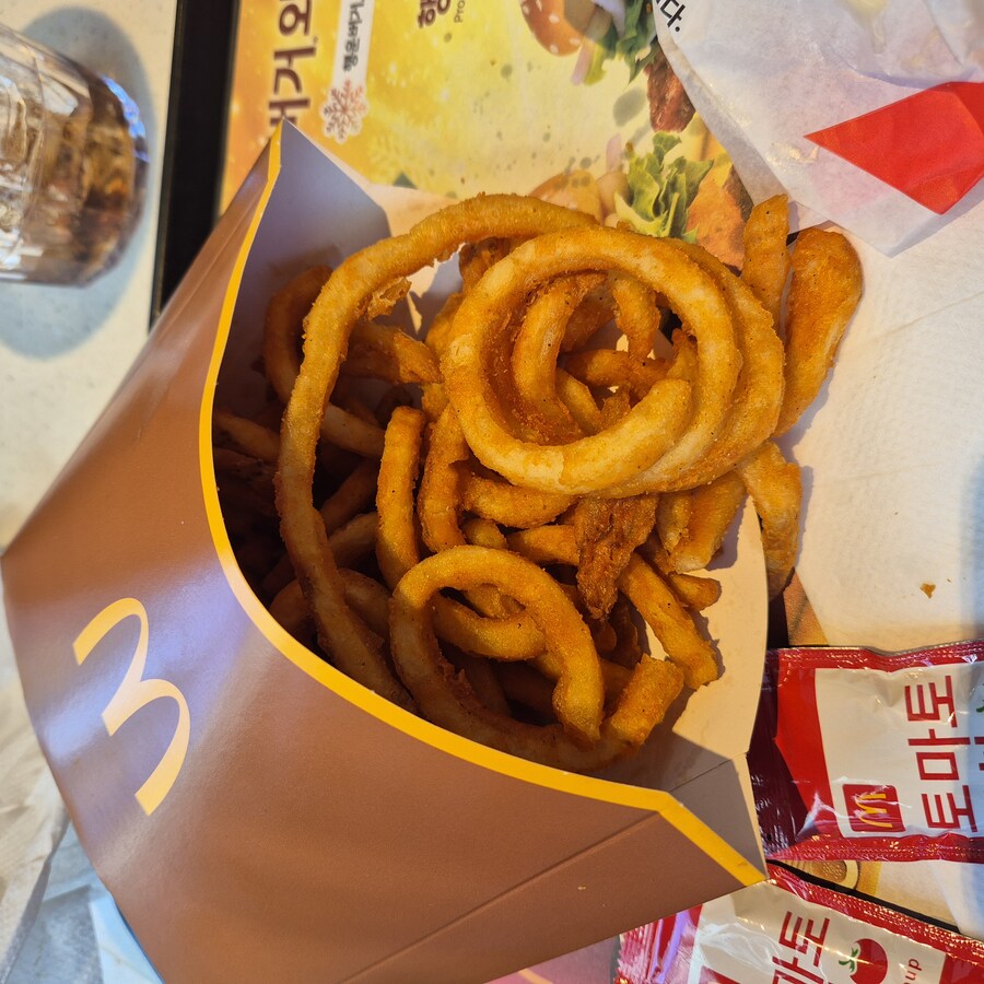 맥도날드 행운버거 럭키팩_3.jpg