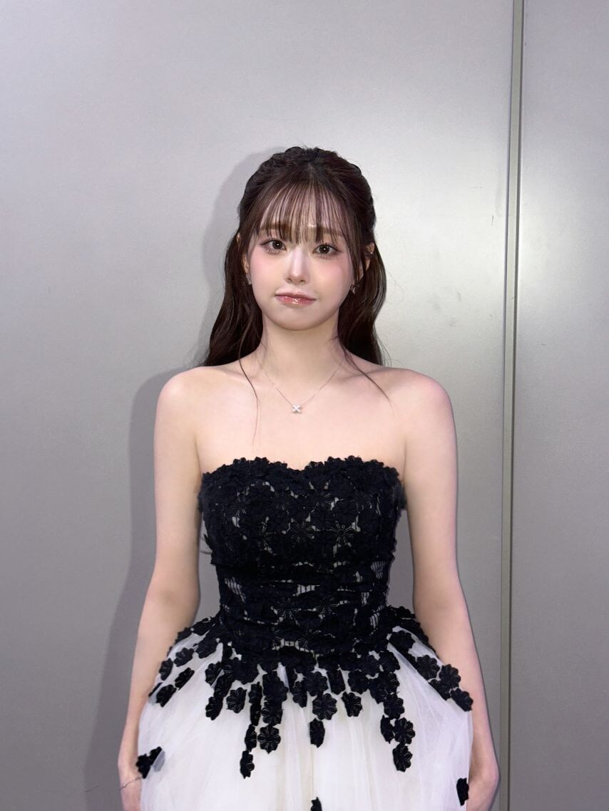 오프숄더 츄 jpg_1.jpg