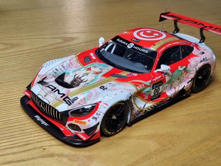 1/24 굿스마일 레이싱 2018 Benz AMG GT3_31.jpg