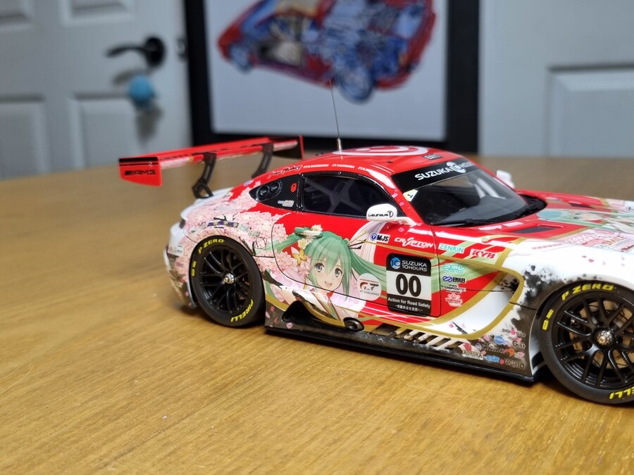 1/24 굿스마일 레이싱 2018 Benz AMG GT3_37.jpg