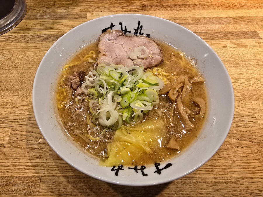 삿포로 라멘 여행기1 - 스미레 스스키노점 ~ 용과 같이에도 나온 라멘 가게_11.jpg