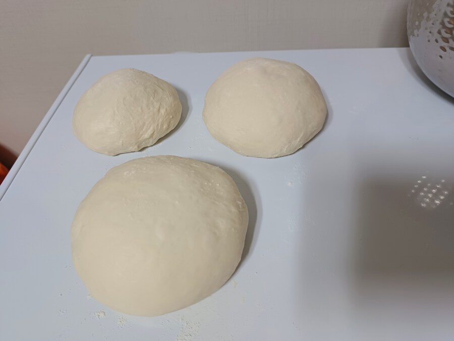 오랜만에 피자 구웠슴니다_1.jpg