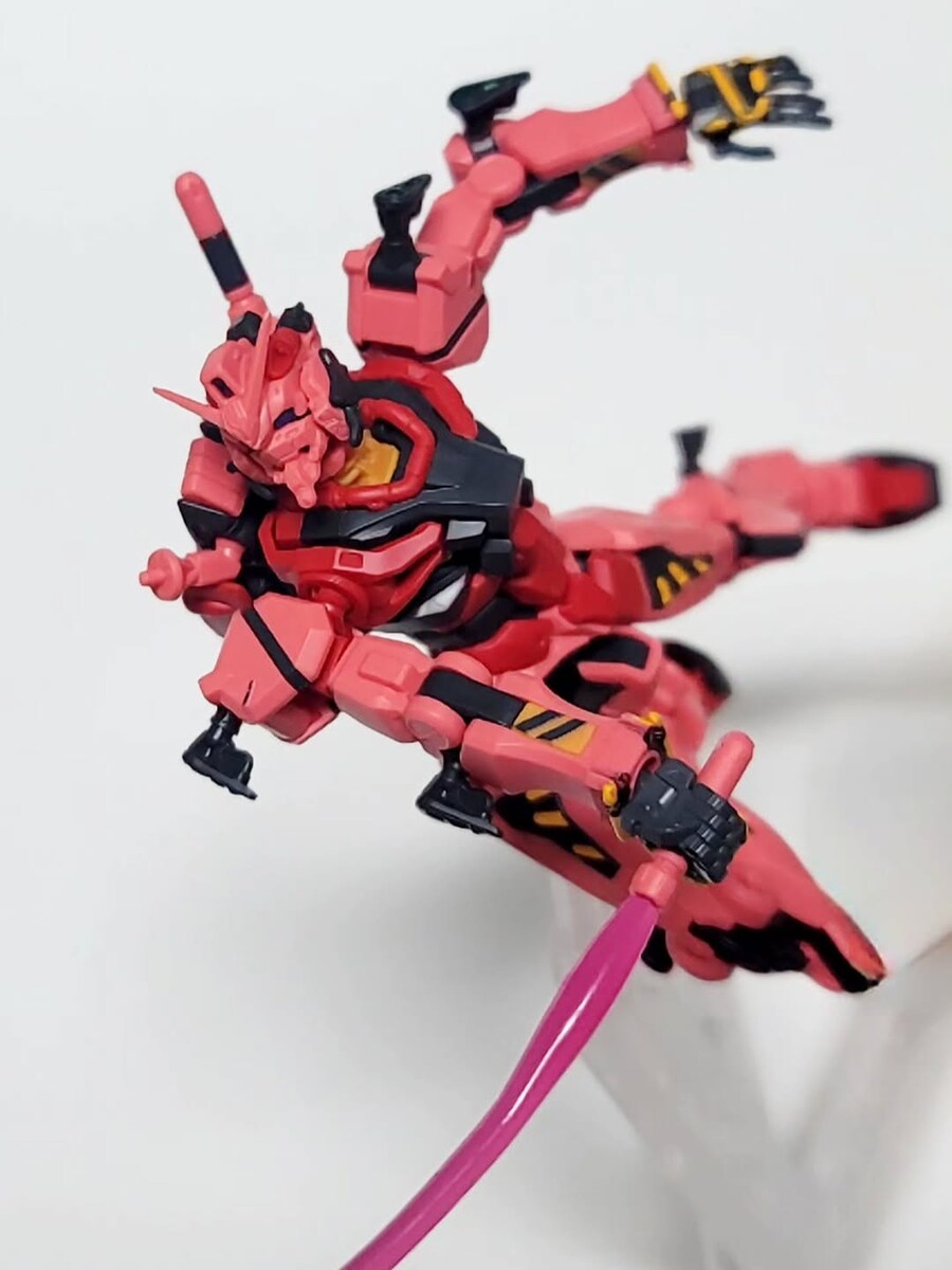 2026년 첫 건프라는 흑우의 hg 붉은건담!_6.jpg