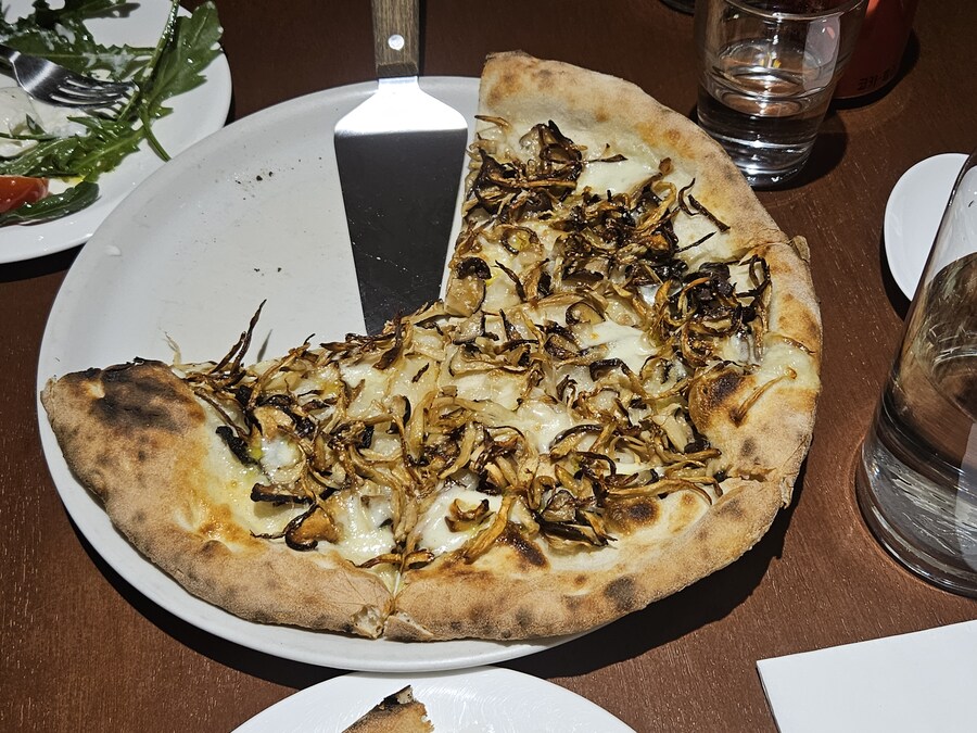 숨겨진 피자 맛집을 방문했습니다_2.jpg