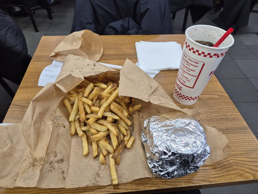 앞으로 3시간이면 한국을 뜨는군..._15.jpg