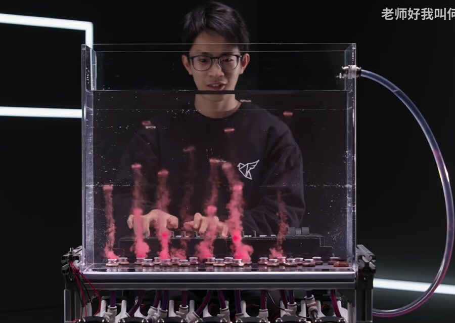 중국에서 2년에 걸쳐서 개발했다는 마법 피아노_4.png