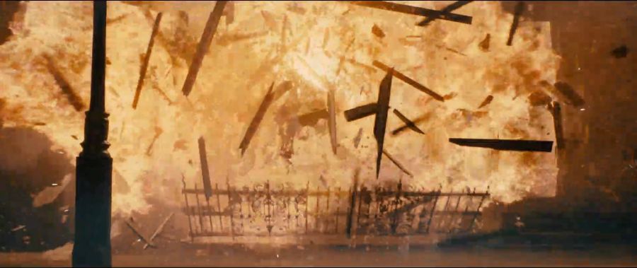 [킹스맨]폭발당하는 기지_8.jpg