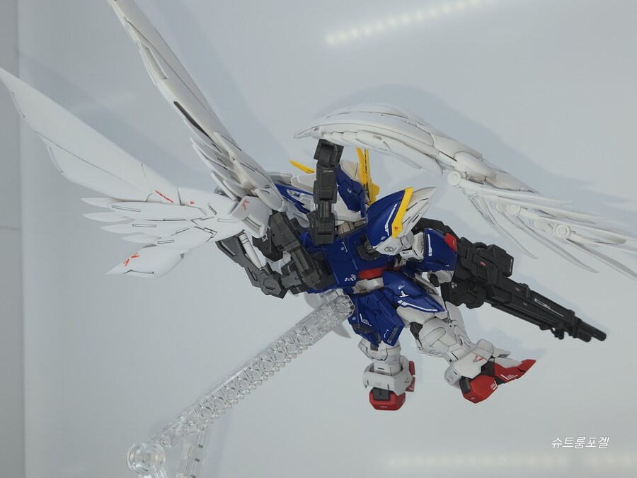 MGSD 윙건담 제로커스텀_9.jpg