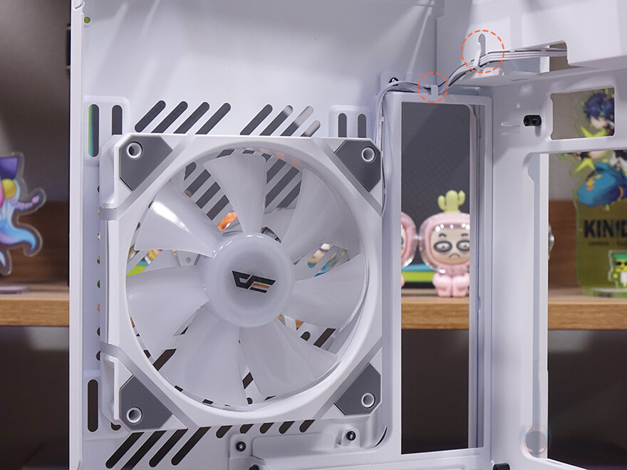 드디어 기본 미들타워 구조로도 나온 DY시리즈! 다크플래쉬 DY460_46.jpg