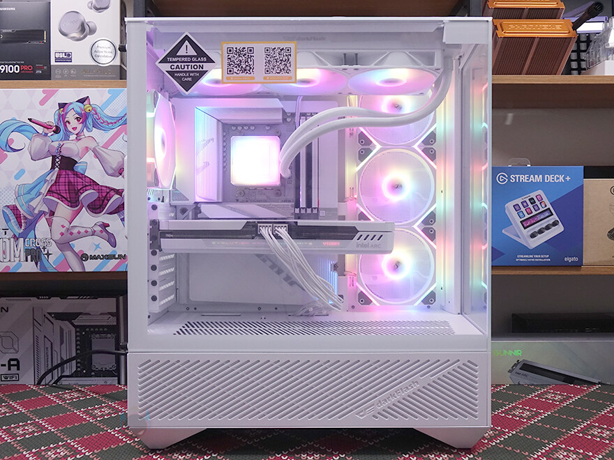 드디어 기본 미들타워 구조로도 나온 DY시리즈! 다크플래쉬 DY460_58.jpg