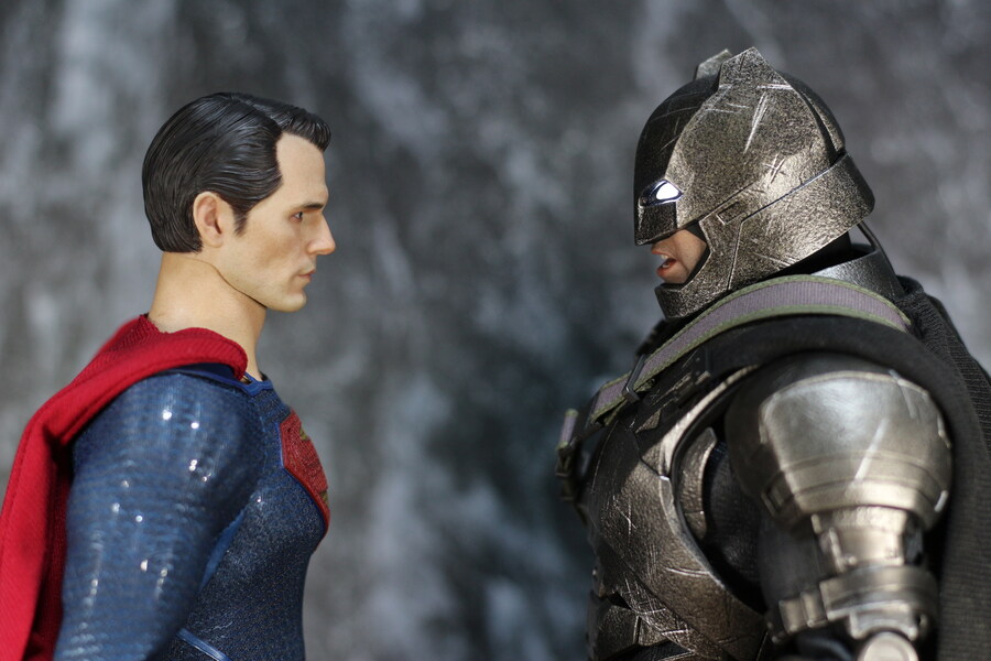 [핫토이] 아머드 배트맨 2.0 다이캐스트 디럭스_31.jpg