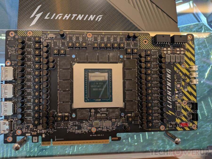 MSI, 세계에서 가장 전력을 많이 쳐먹는 5090 발표_3.jpg
