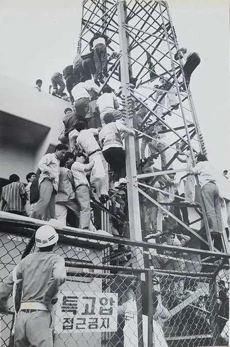 KBO) "이런 얼굴의 선수면 경기져도 용서하잖아"_2.webp