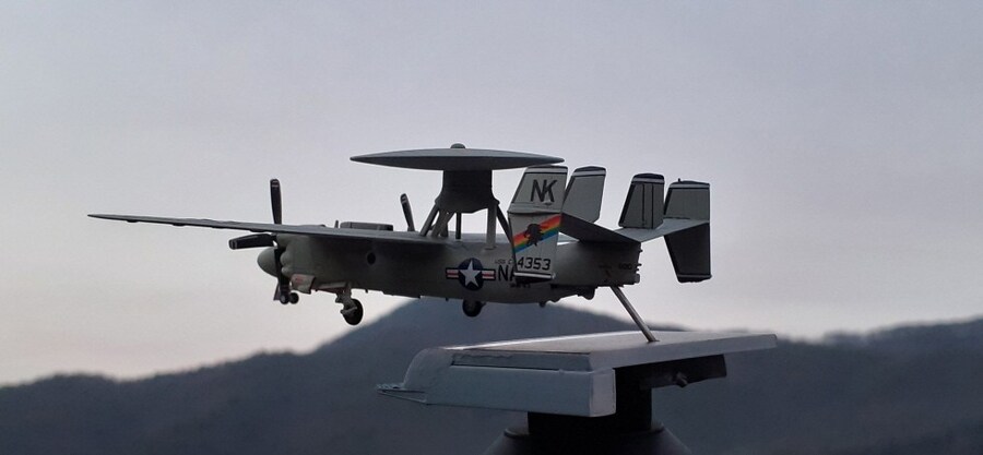 [1/144 아카데미 E-2c 호크아이] 그 활쟁이 아임다!?_4.jpg