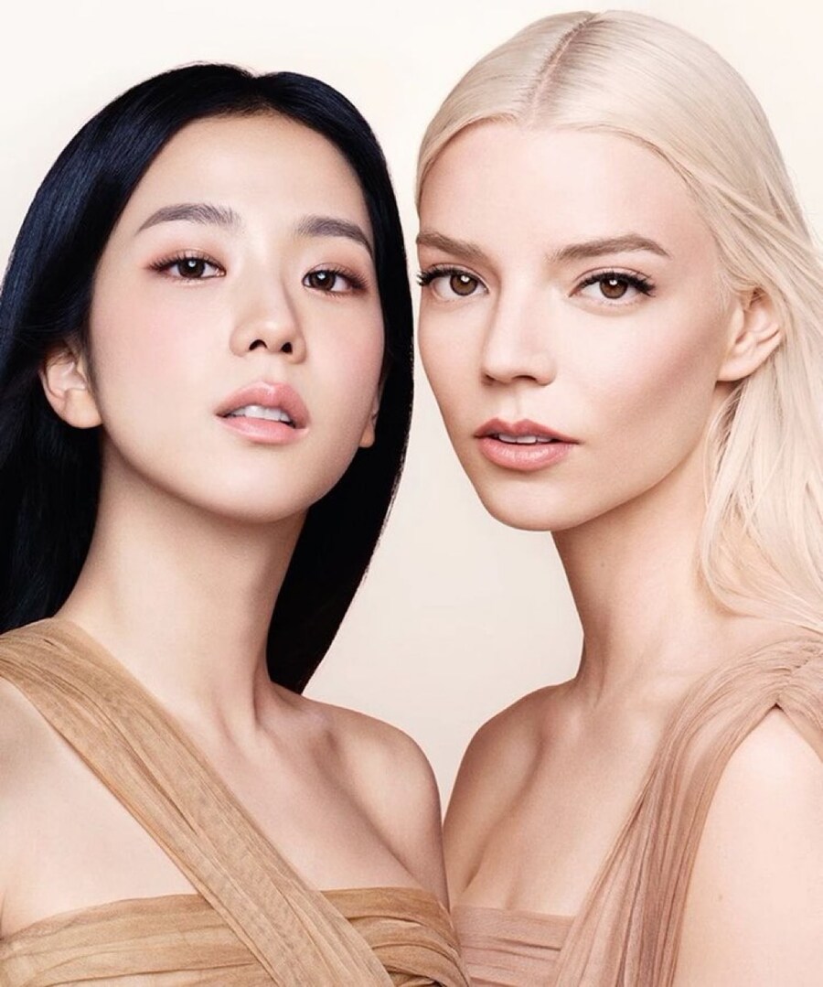 블랙핑크 지수와의 우정을 언급한 안야 테일러-조이_1.jpg