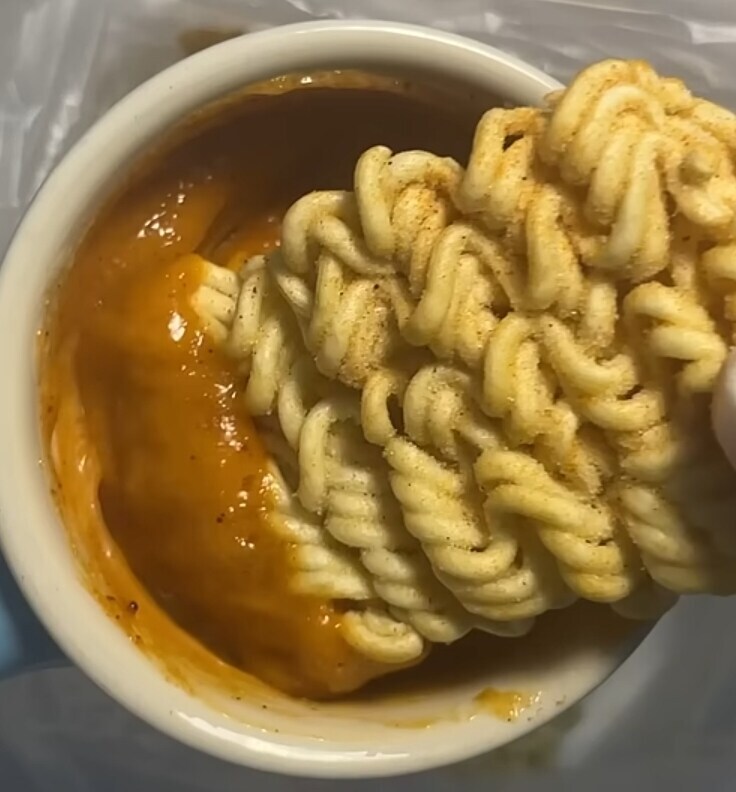 죄책감 덜 드는 야식 레시피 하나 공유함_1.jpg