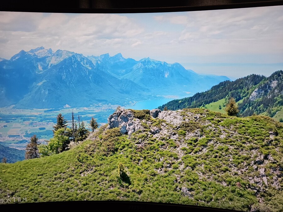 MSI MAG 321CUP 모니터 사용기_1.jpg