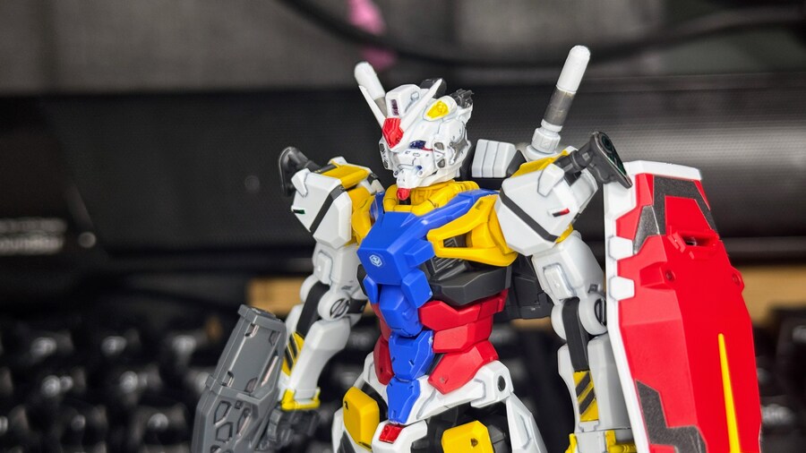 HGGQ 하얀 건담_3.jpg