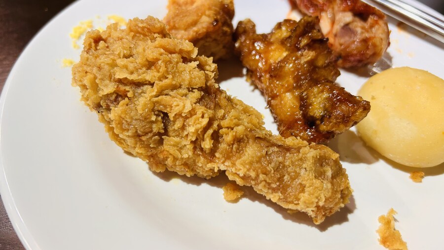 남자들만으로 가득했던 BBQ 뷔페_9.jpg