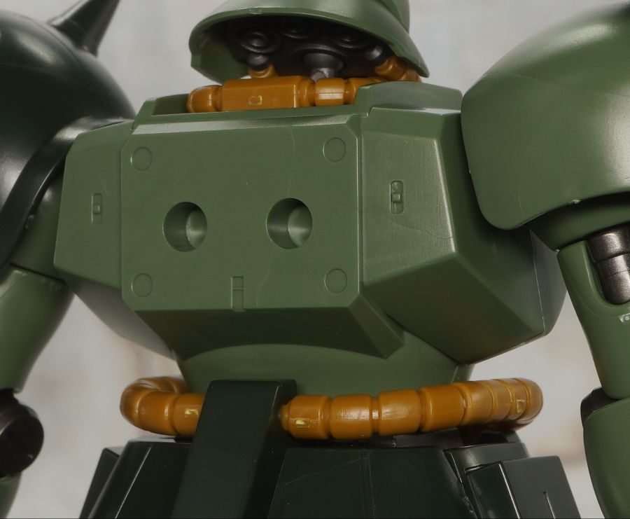 HGUC 1/144 기라 도가 중무장 사양 해외 리뷰_17.jpg
