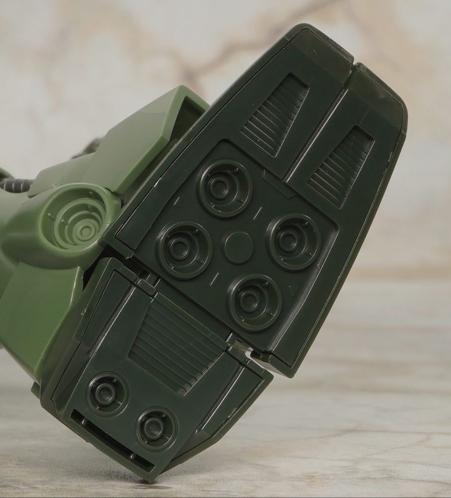 HGUC 1/144 기라 도가 중무장 사양 해외 리뷰_25.jpg