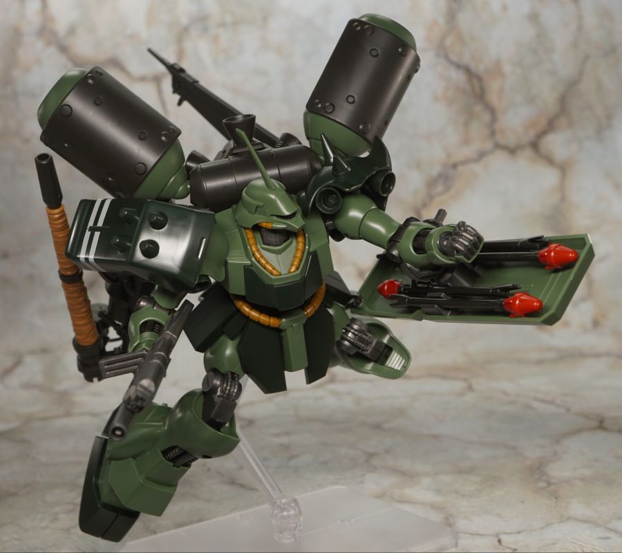 HGUC 1/144 기라 도가 중무장 사양 해외 리뷰_53.jpg