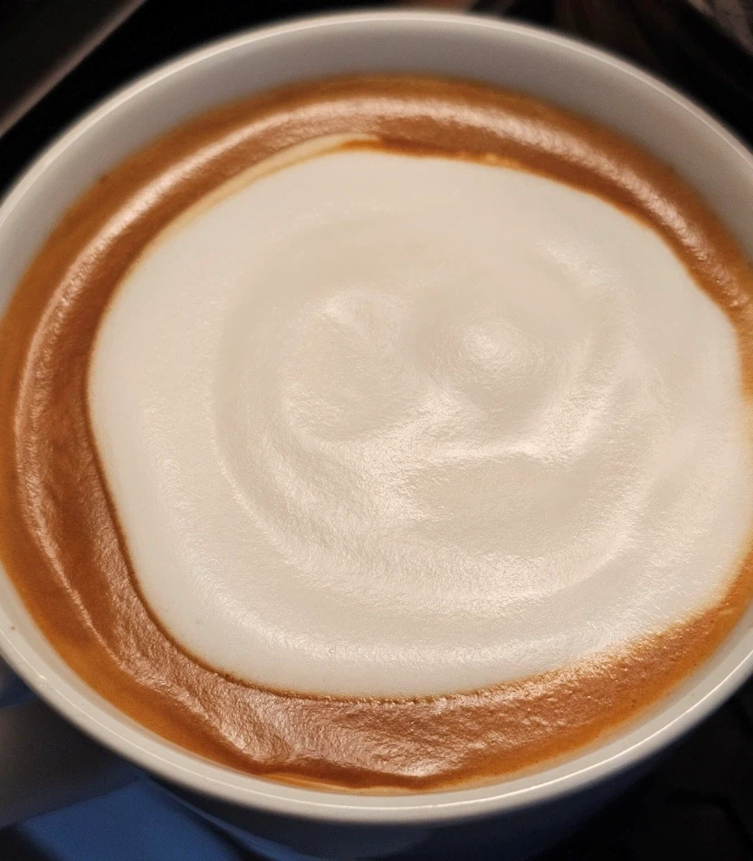 커피) 우유스팀 진짜 어려움_1.webp